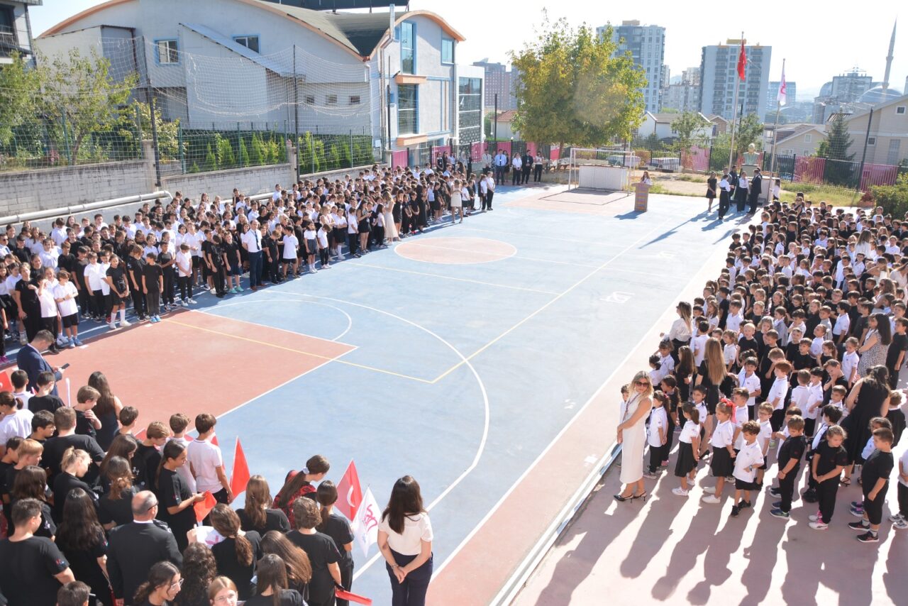 Tan Eğitim Kurumları’ndan görkemli açılış Tan Eğitim Kurumları’ndan görkemli açılış
