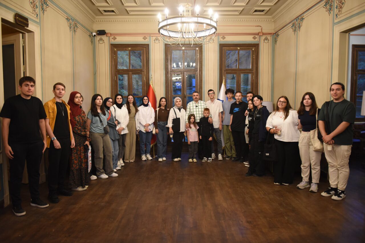 Başkan Yılmaz, gençlerle buluştu