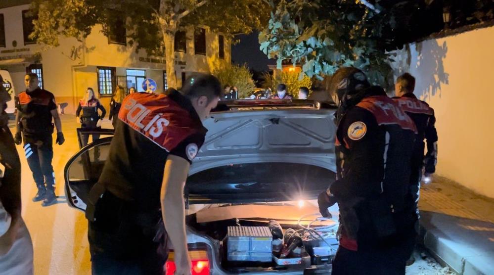 Bursa’da ‘huzur’ uygulaması! Her yer didik didik arandı