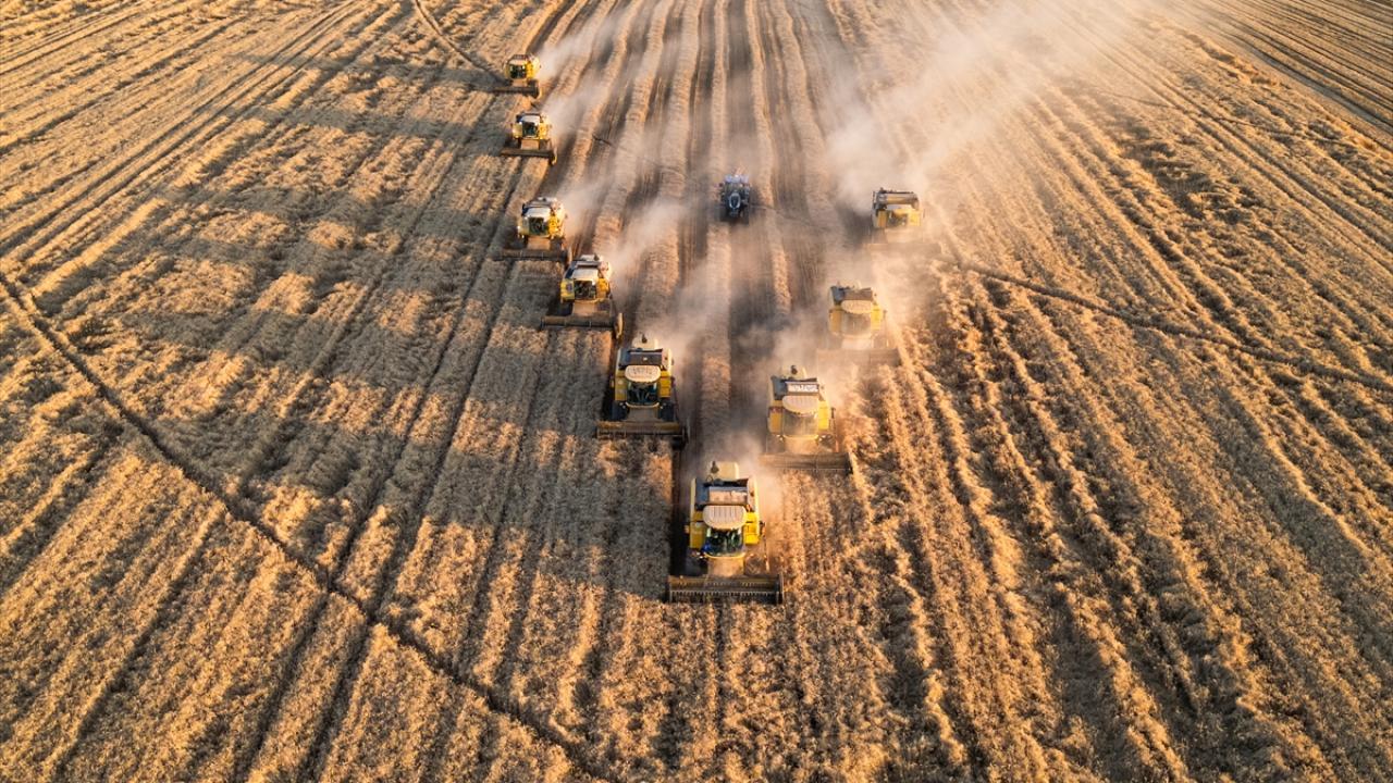 Tarımda yeni dönem! Bakan Yumaklı detayları paylaştı Tarımda yeni dönem! Bakan Yumaklı detayları paylaştı