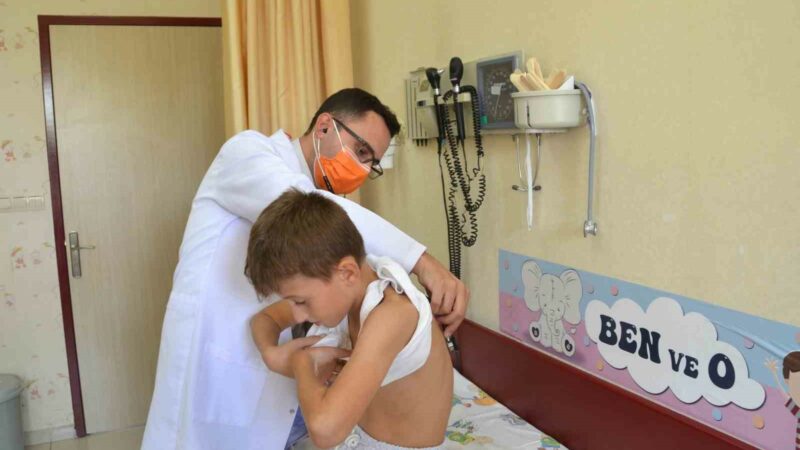 Çocuklu aileler bu haber sizler için: Uzmanlardan önemli uyarı! Bursa Dörtçelik Çocuk Hastalıkları Hastanesi’nde görevli Çocuk Hastalıkları Uzmanı Dr.
