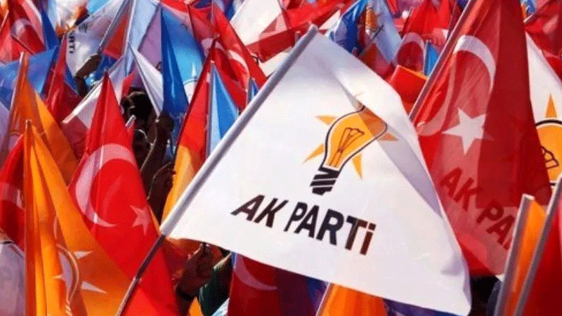 AK Parti’de istifa! AK Parti Adana Milletvekili Ahmet Zenbilci, adli bir soruşturmada oğlunun
