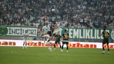 Bursaspor’dan yol kazası! Taraftar rekoru geldi ama puanla yetindik…