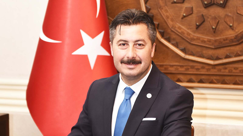 Yenişehir Belediye Başkanı Ercan Özel’den bayram kutlama mesajı Yenişehir Belediye Başkanı Ercan Özel’den bayram kutlama mesajı