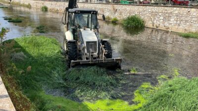 Bursa Gemlik’te dereler temizleniyor