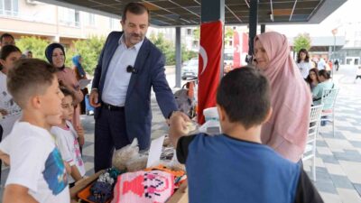 Gürsulu ev hanımları, aldıkları eğitimler ve el becerileriyle oluşturdukları ürünleri,