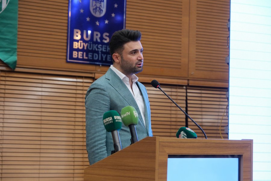 Bursaspor’un net borcu ne kadar azaldı? Başkan Enes Çelik rakam verdi…