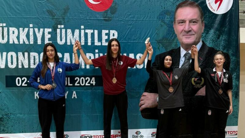 Osmangazili tekvandocu Türkiye ikincisi oldu Osmangazi Belediyespor Kulübü sporcusu Şevval Melek Kanbur, Konya’da düzenlenen Türkiye