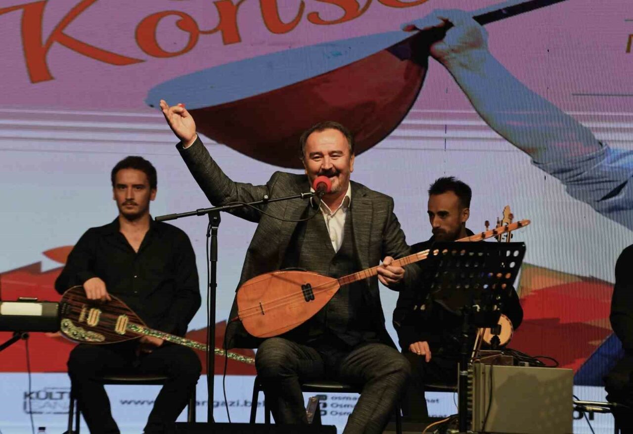 osmangazililer menteseli cengiz konseri ile costu d4fe2f1