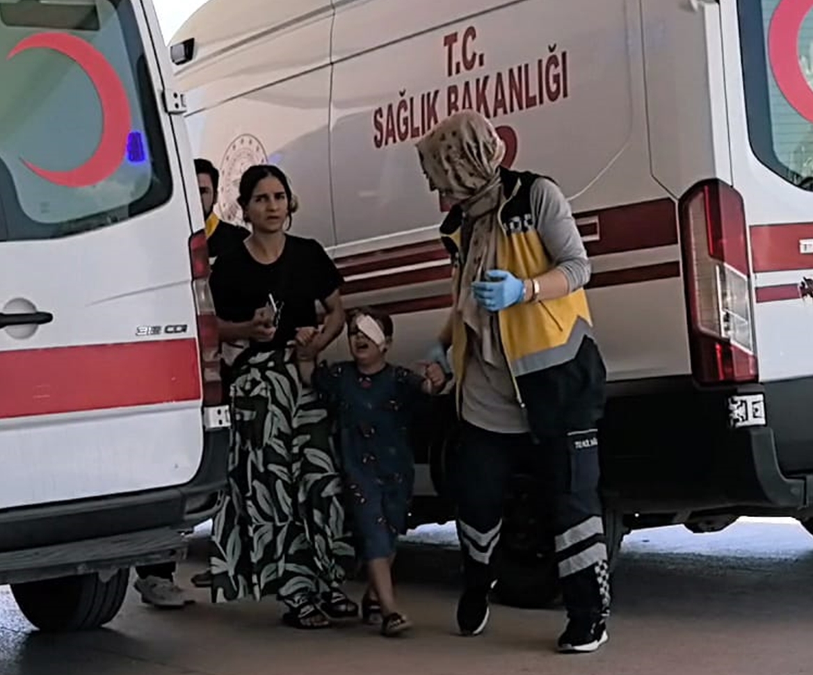 Bursa’da 5 yaşındaki çocuğun bıçakla tehlikeli oyunu Bursa’da 5 yaşındaki çocuğun bıçakla tehlikeli oyunu