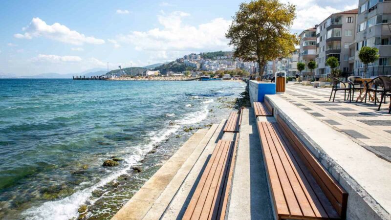 Bursa Büyükşehir Belediyesi tarafından çevre düzenleme çalışmaları tamamlanan Gemlik, Güzelyalı,