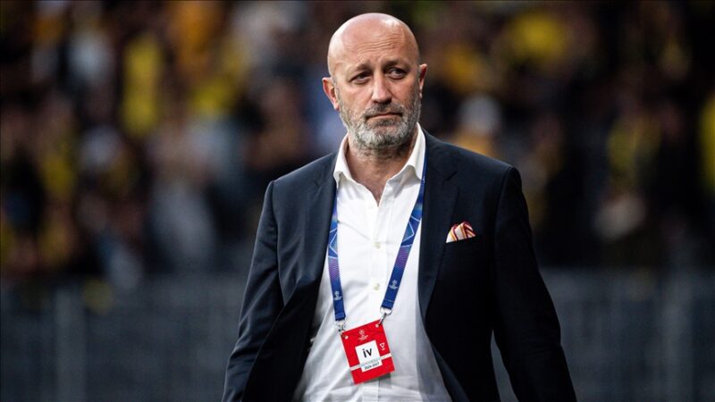 İSTANBUL (AA) - Galatasaray Kulübünde futbol direktörü Cenk Ergün, görevinden