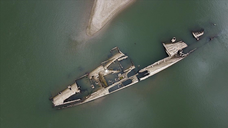 Tuna Nehri’nde 2. Dünya Savaşı’ndan kalma gemi bulundu