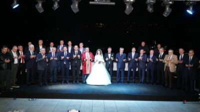 Bursa’da Pakyürek ve Zahir ailelerinin en mutlu günü