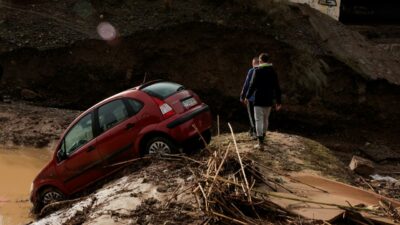 İspanya’yı fırtına ve sel vurdu: Çok sayıda ölü var