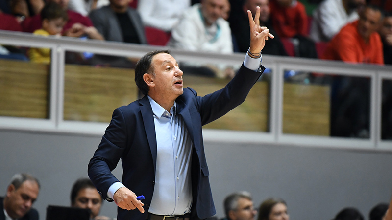 Ligde 4’te 4 yapan Bursa ekibinin koçundan açıklama