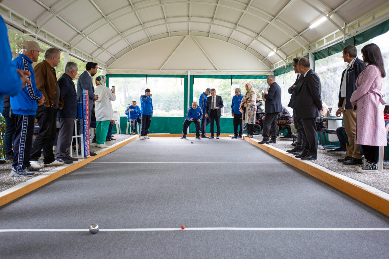 Bursa Büyükşehir’den yaşlılara ‘moral’ günü