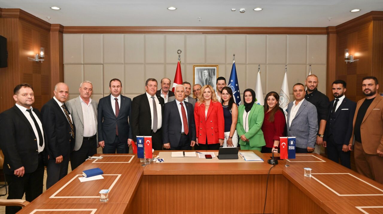 Başkan Bozbey, dernek ve STK’larla buluştu Başkan Bozbey, dernek ve STK’larla buluştu