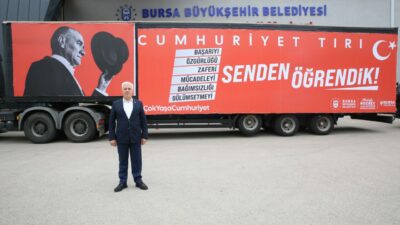 29 Ekim coşkusu ‘Cumhuriyet Tırı’ ile Bursa’yı sarıyor