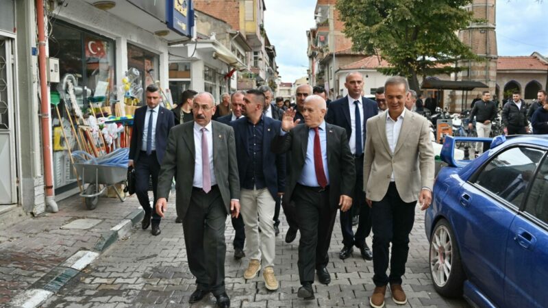 Bozbey’den Bursa ve İznik mesajı: ‘Dünyanın gündeminde olacak’ Bursa Büyükşehir Belediye Başkanı Mustafa Bozbey, tarihi, kültürü ve tarımıyla