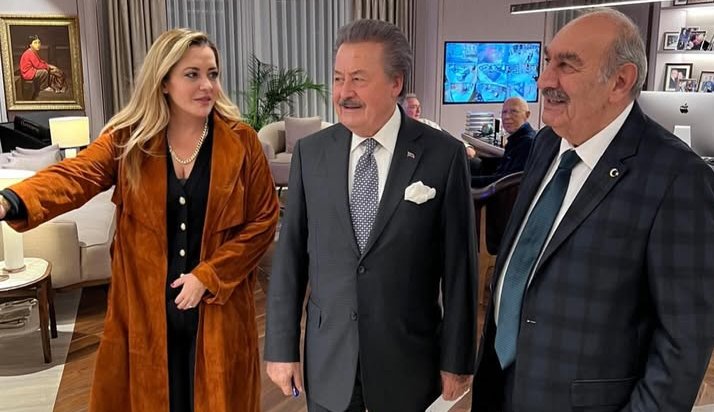 Devlet eski Bakanı Cavit Çağlar, ‘eski dostlarla’ Demirel’li yılların anılarını yaşadı