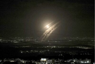 İran’dan İsrail’e füzeler atıldı