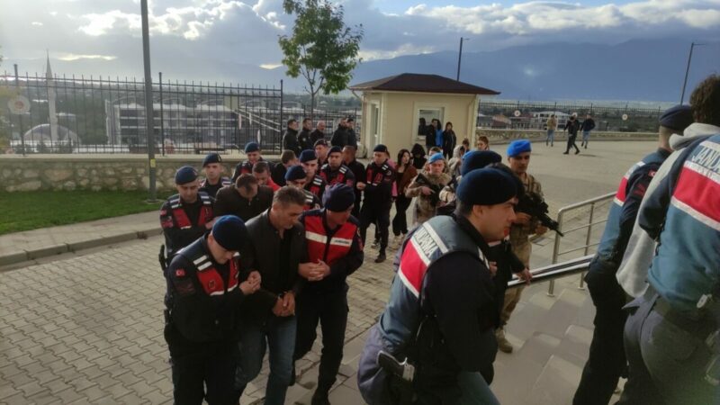 Bursa merkezli 3 ilde uyuşturucu ve insan ticareti, fuhşa teşvik