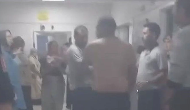 Alkollü vatandaşın Acil servisi birbirine kattığı anlar Alkollü vatandaşın Acil servisi birbirine kattığı anlar