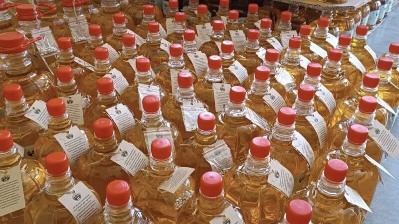 Bursa’nın dağlarından yeni bir marka doğuyor! Bursa'nın Harmancık ilçesinde üretimine başlanan aspir yağı adını duyurmaya başladı.