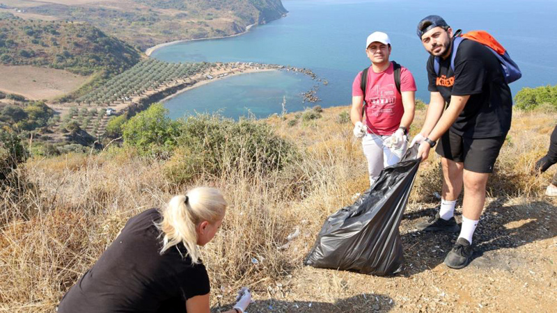 Bursa’da tepki çeken olay! Çöplüğe çevirmişler Bursa’da tepki çeken olay! Çöplüğe çevirmişler