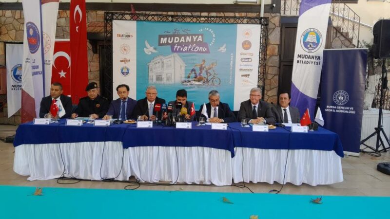 Türkiye Triatlon Federasyonu ve Mudanya Belediyesi'nin işbirliği Mudanya'da ilk kez