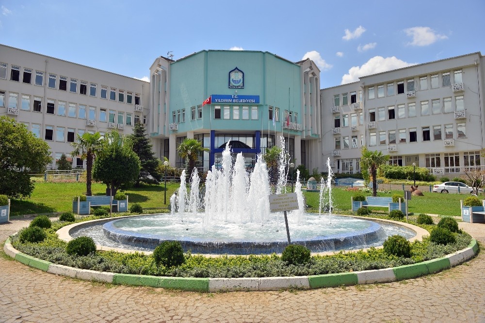 Bursa Büyükşehir’den Yıldırım Belediyesi’ne 3 transfer Bursa Büyükşehir’den Yıldırım Belediyesi’ne 3 transfer