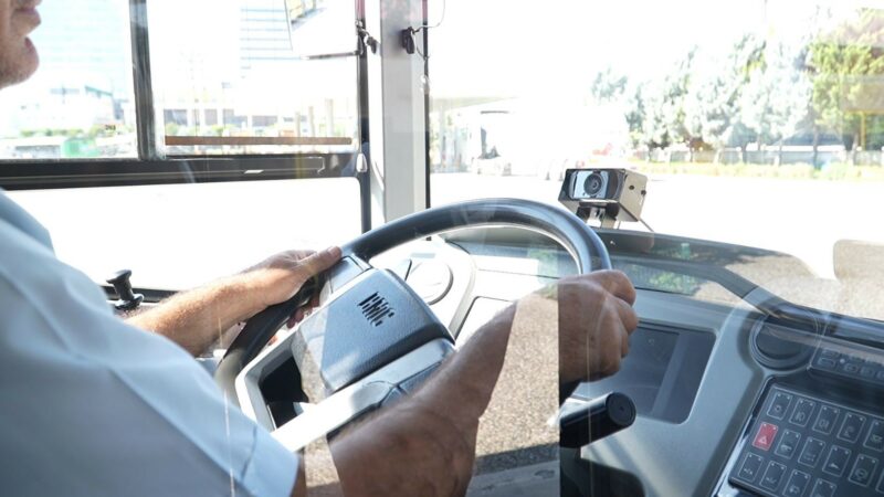 Bursa Büyükşehir Belediyesi 360 araçta yapay zeka destekli şoför izleme