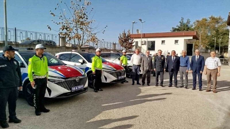 Mustafakemalpaşa Emniyeti’nin araç filosu güçlendi Mustafakemalpaşa İlçe Emniyet Müdürlüğü, araç filosunu yeni takviyelere güçlendirildi.