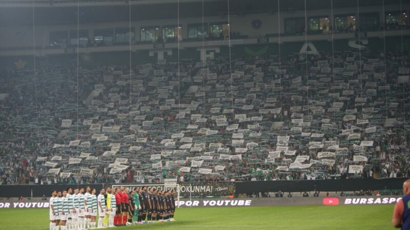 Bursaspor reytinglerde de zirvede! Türkiye’nin gözü Bursa’daydı… Somera firmasının 13 Ekim Pazar akşamı yaptığı reyting ölçümünde Bursaspor-Kahramanmaraş