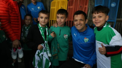 Batalla’ya sevgi seli! Özlüce çiçek açtı