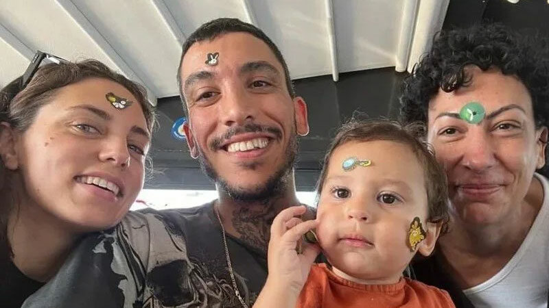 Can Bonomo’dan intihar açıklaması: ”Herkese teşekkürler” Şarkıcı Can Bonomo'nun ablası Funda Bonomo'nun intihar ettiği iddia edilmişti.
