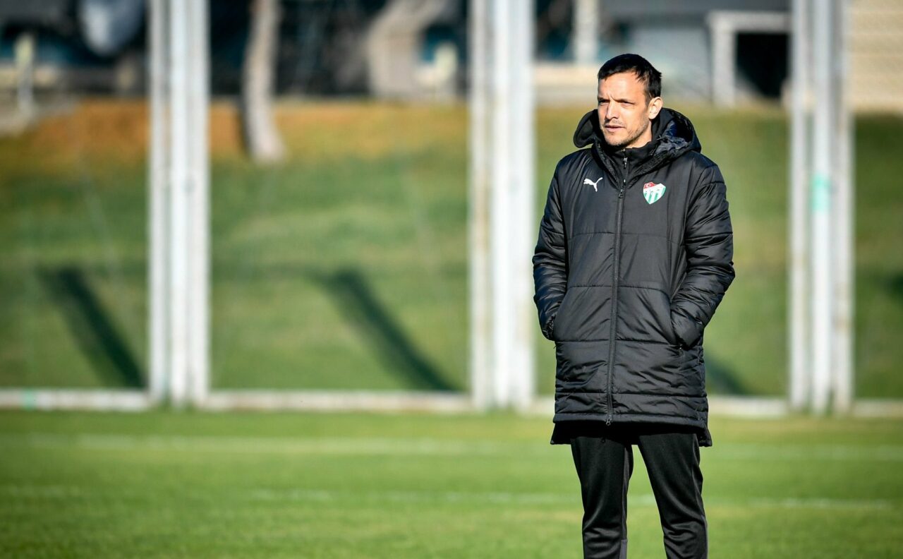 Bursaspor Teknik Direktörü Batalla’dan Hopa maçı öncesi önemli mesajlar