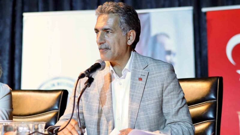 Gemlik Belediyesi’nin bütçesi 1 milyar lira Bursa’nın Gemlik Belediyesi 2025 Yılı Gelir Gider Bütçesi, belediye meclisinde