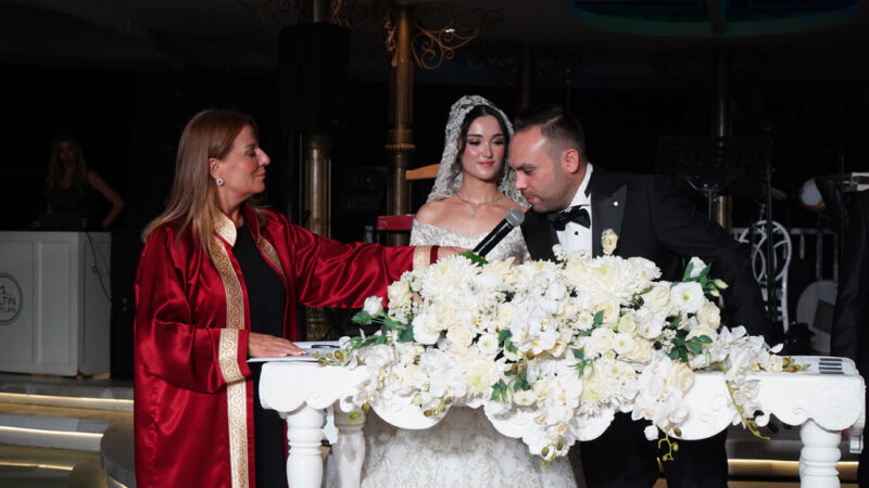 Enderer Gıda’nın sahibi Salih Enderer ve Füsun Enderer’in oğlu Berkan