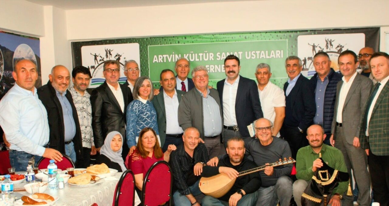 Bursa’da AKSU’dan kahvaltı etkinliği