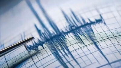Tüm dünyayı ayağa kaldıran 10 büyüklüğündeki deprem bildirimi!