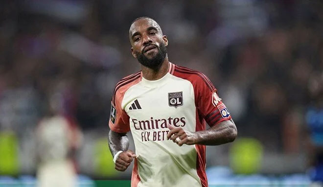 Fenerbahçe’den Lacazette atağı