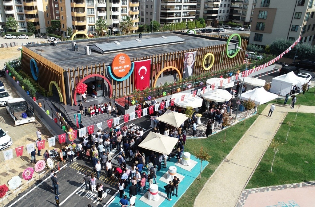 Bursa’da başkan müjdeyi verdi! 25 kreş yapılacak