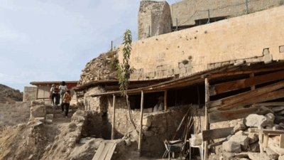 Arkeolojik kazılarda yeni keşif: Bin yıllık sanayi sitesi keşfedildi!