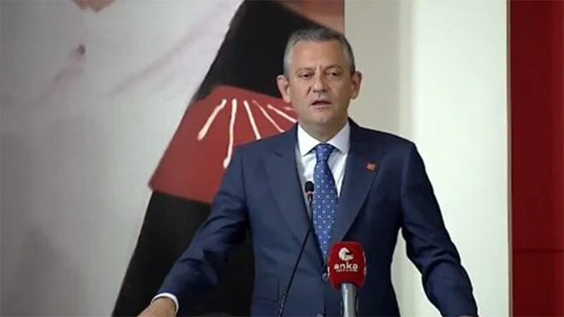 Özel’den kendisini tebrik eden Erdoğan’a yanıt Cumhurbaşkanı Recep Tayyip Erdoğan'ın teşekkürüne de yanıt veren Özel, "Ben