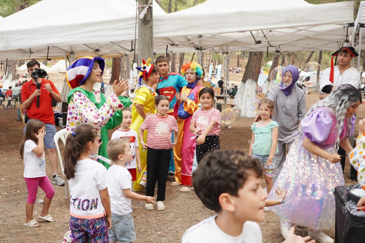 ÜÇGE Geleneksel Aile Pikniği bu yıl da coşkuyla gerçekleşti