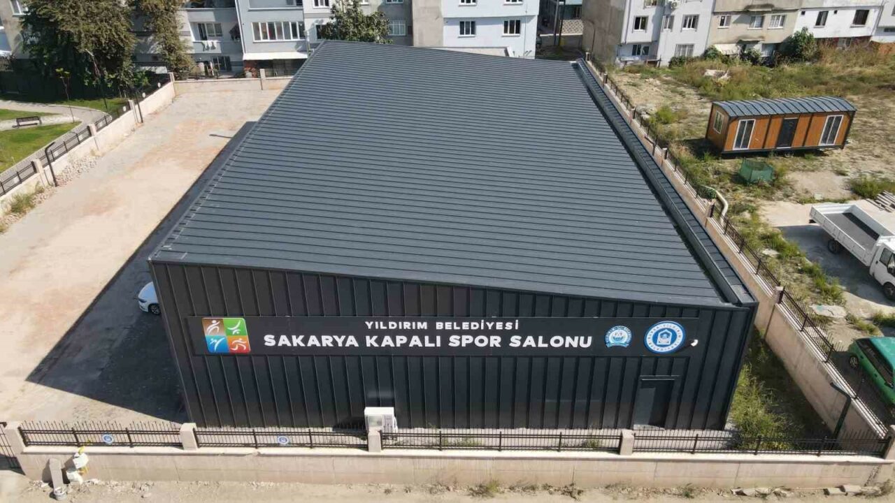 Bursa’ya yeni spor salonu! Açılış için gün sayıyor Bursa’ya yeni spor salonu! Açılış için gün sayıyor