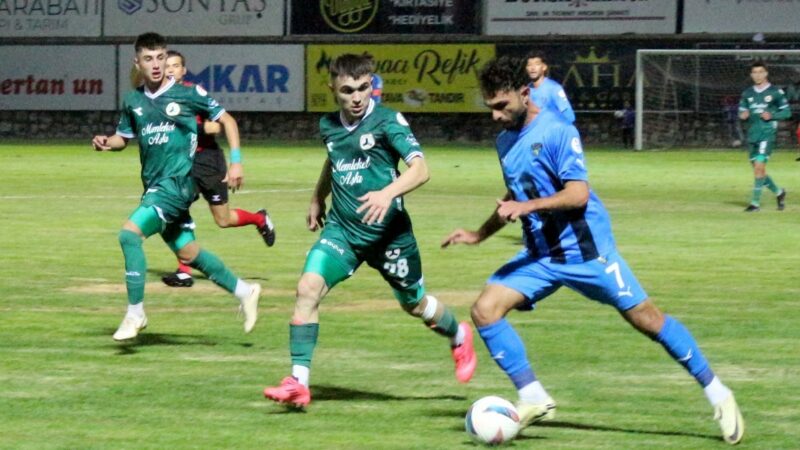 2. Lig’deki Bursa takımından kritik galibiyet Nesine 2. Lig Kırmızı Grup mücadele eden Bursa ekibi Karacabey