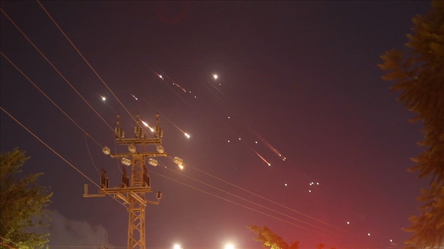 İsrail İran’a saldırdı